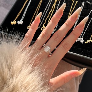 925 Sterling Silver Crushed Ice Radiant Halo Ring 70200396 925 Sterling Silver Crushed Ice Radiant Halo Ring 70200396