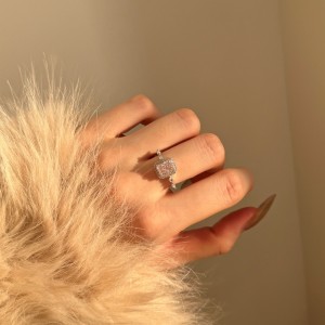 925 Sterling Silver Crushed Ice Radiant Halo Ring 70200396 925 Sterling Silver Crushed Ice Radiant Halo Ring 70200396