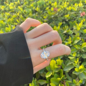 925 Sterling Silver Oval Solitaire Pave Ring 70200397