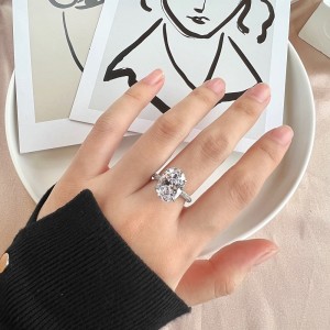 925 Sterling Silver Oval Solitaire Pave Ring 70200397