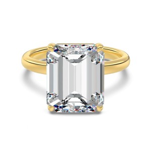 925 Sterling Silver Emerald-Cut Solitaire Ring 70200398