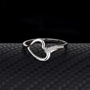 Silver Cubic Zirconia Heart Ring 70300005