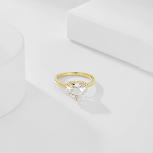 8A Zirconia Heart Wedding Party Ring 70300025