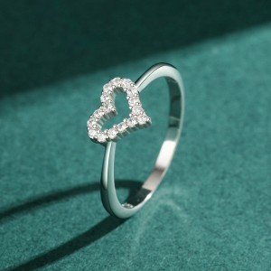 Minimalist Hearts Zirconia Wedding Party Ring 70300053