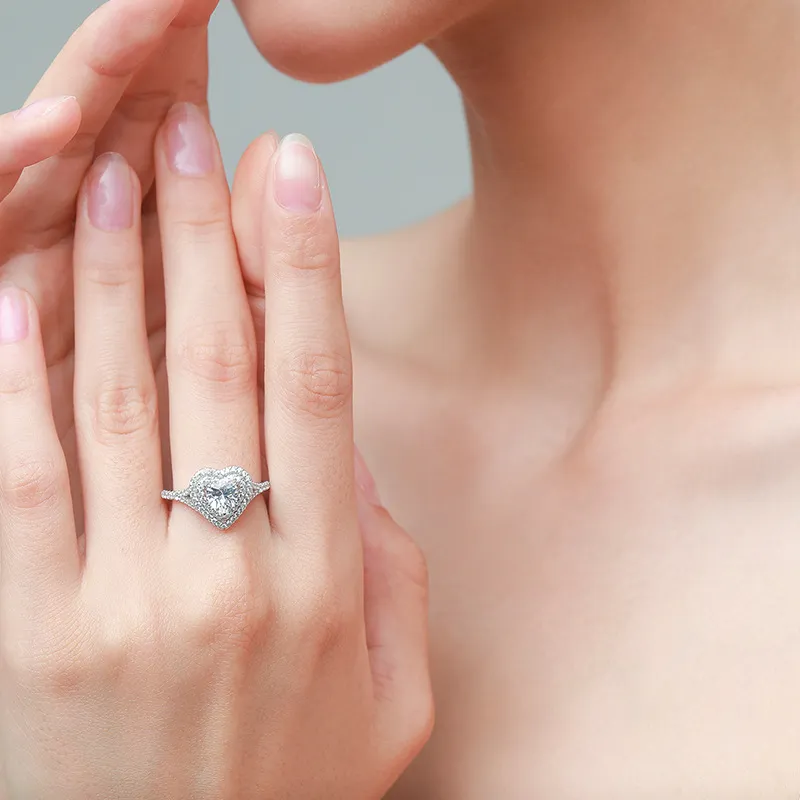 Trendy Dainty Heart Zirconia Wedding Party Ring 70300055 - image1