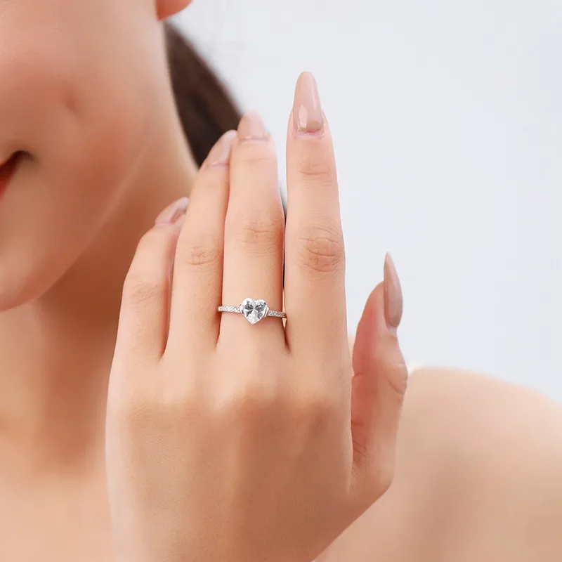 Minimalist Hearts Zirconia Wedding Party Ring 70300056 - image1