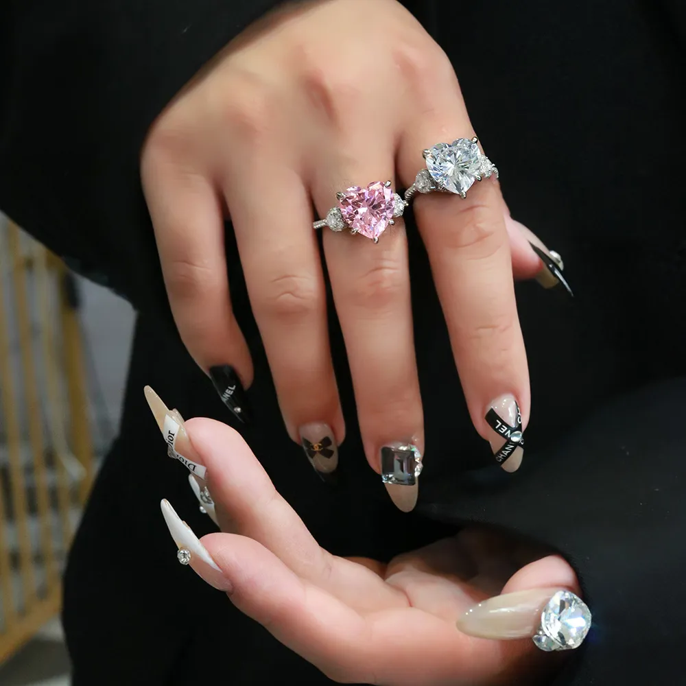 8A Zirconia Love Heart Ring 70300076 - image1