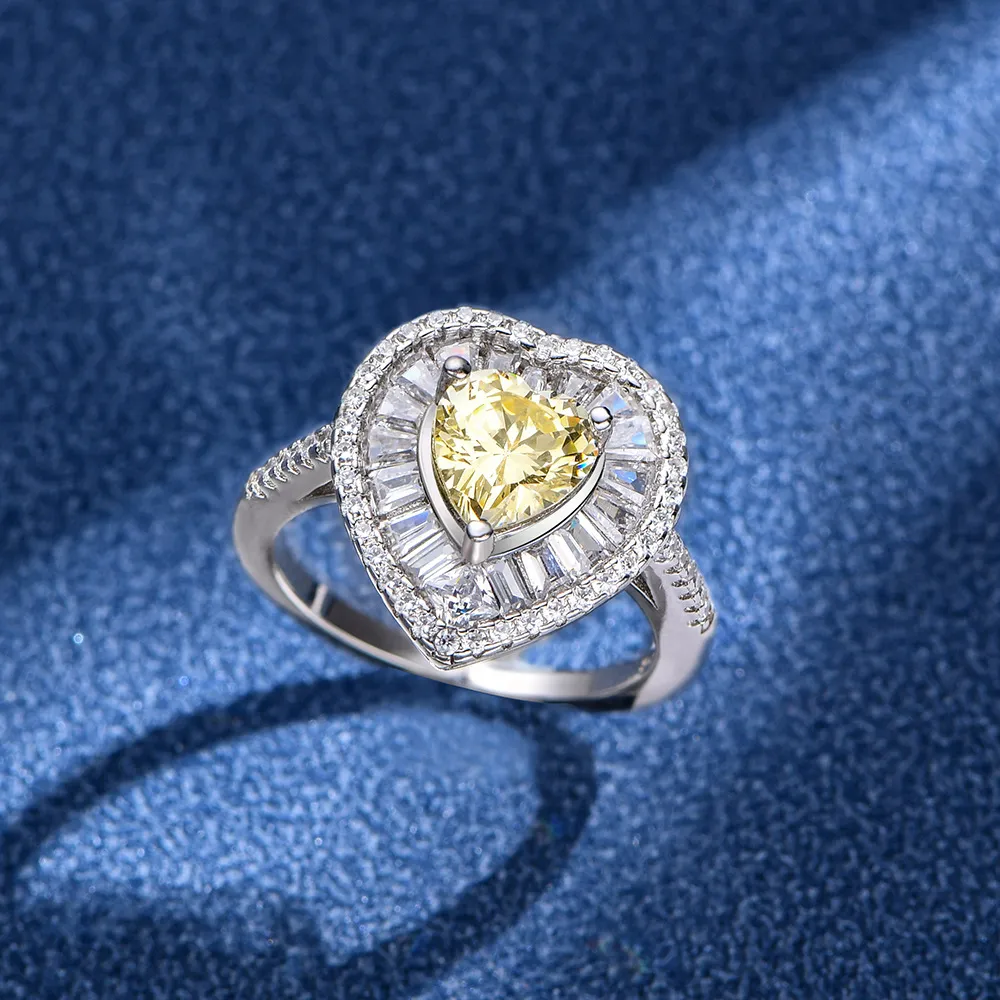 8A Zirconia Love Heart Ring 70300079 - image2