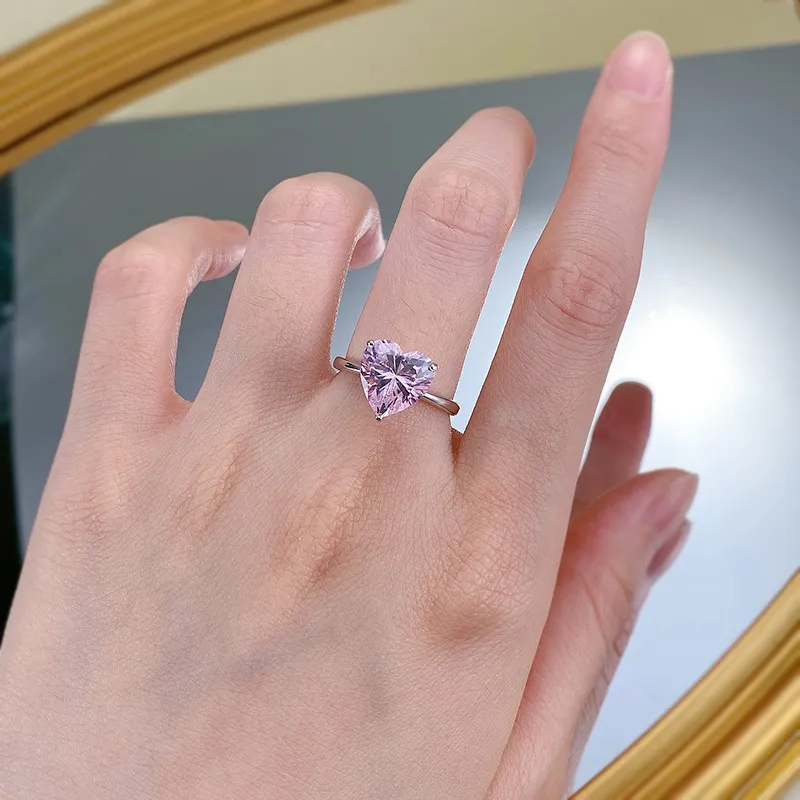 8A High Carbon Zirconia Heart Ring 70300080 - image1