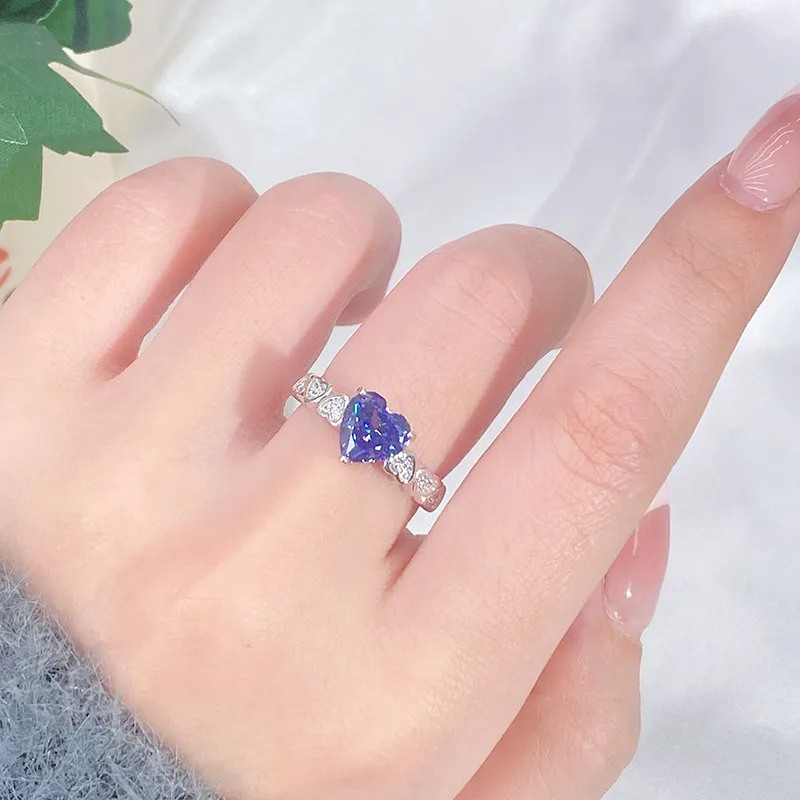8A High Carbon Zirconia Heart Ring 70300090 - image3