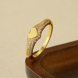 925 Sterling Silver Pave CZ Heart Signet Statement Ring 70300093