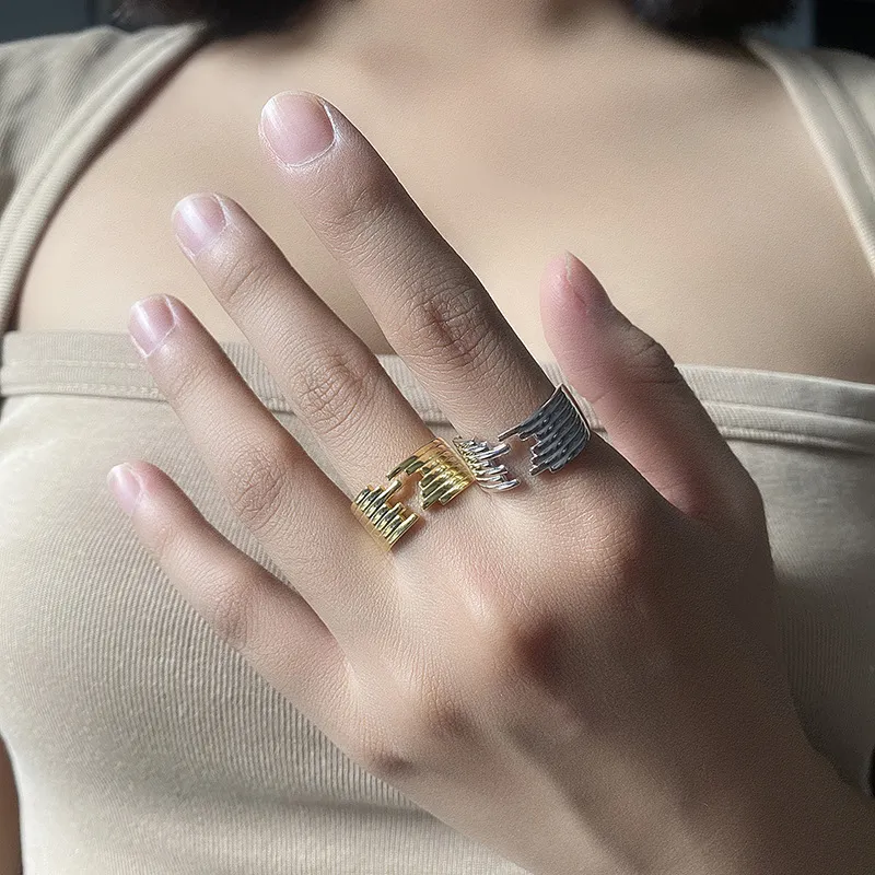 Vintage Hiphop Irregular Toe Rings 70400141 - image2