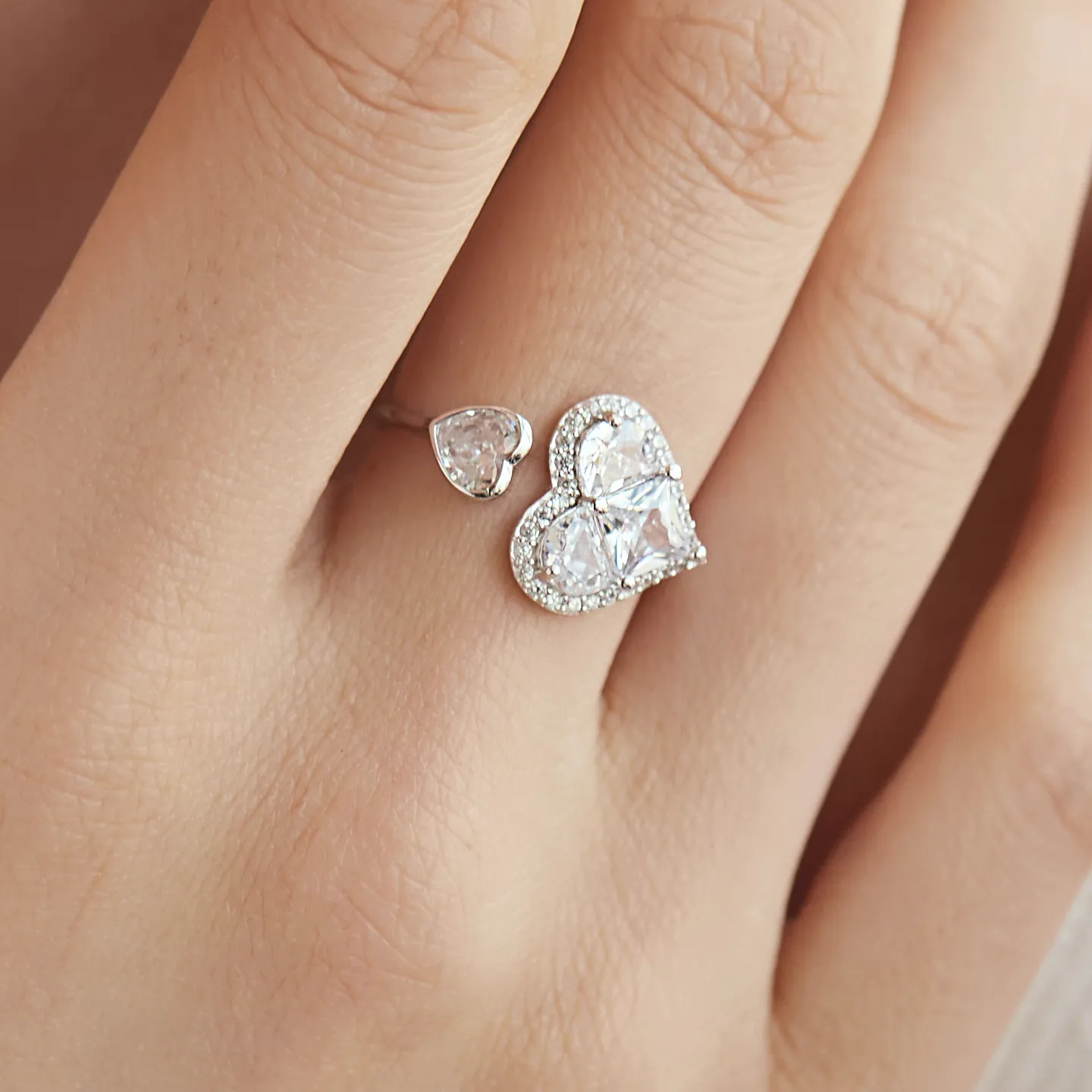 Double Heart Zirconia Toe Ring 70400182 - image1