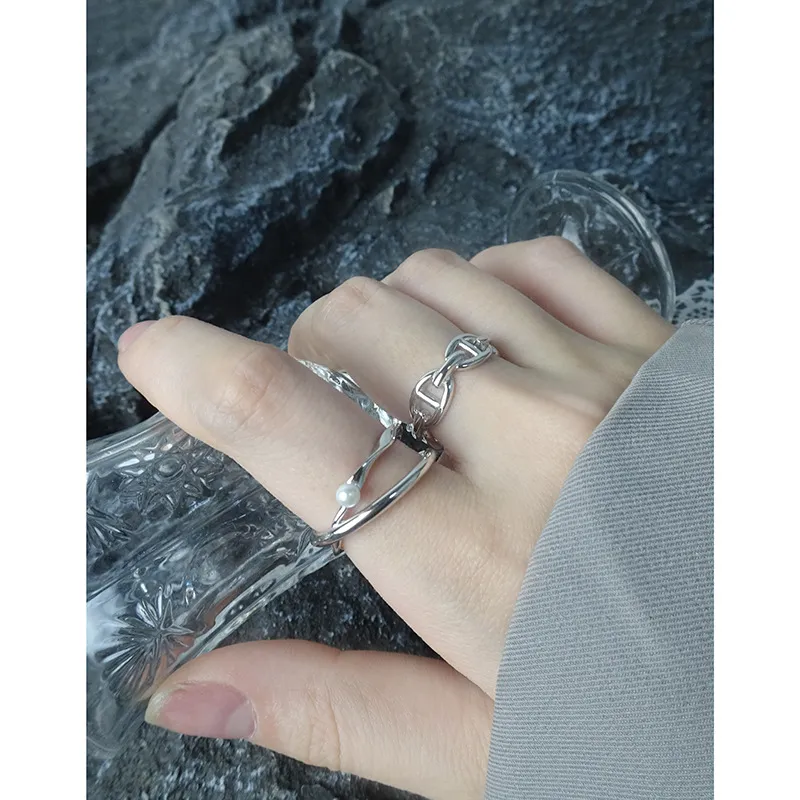 Stylish Twisted Lines Pearl Toe Ring 70400187 - image2