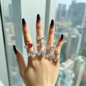 8A Ice Flower Cut Zirconia Toe Ring 70400191
