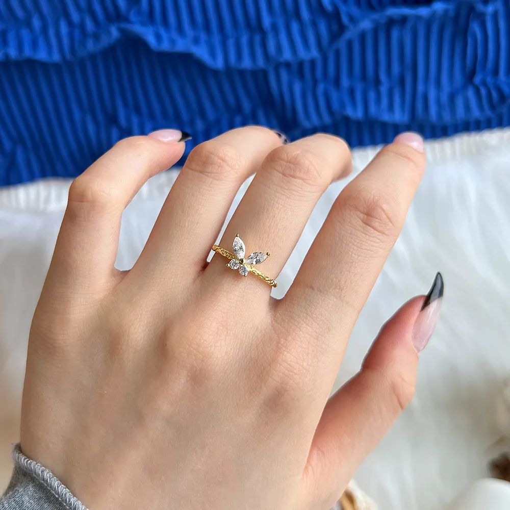 Vintage Butterfly Zirconia Toe Ring 70400203 - image1