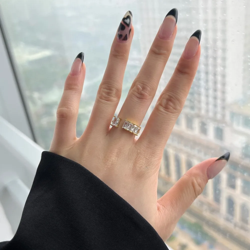 Elegant Rectangle Candy Zirconia Toe Ring 70400209 - image2