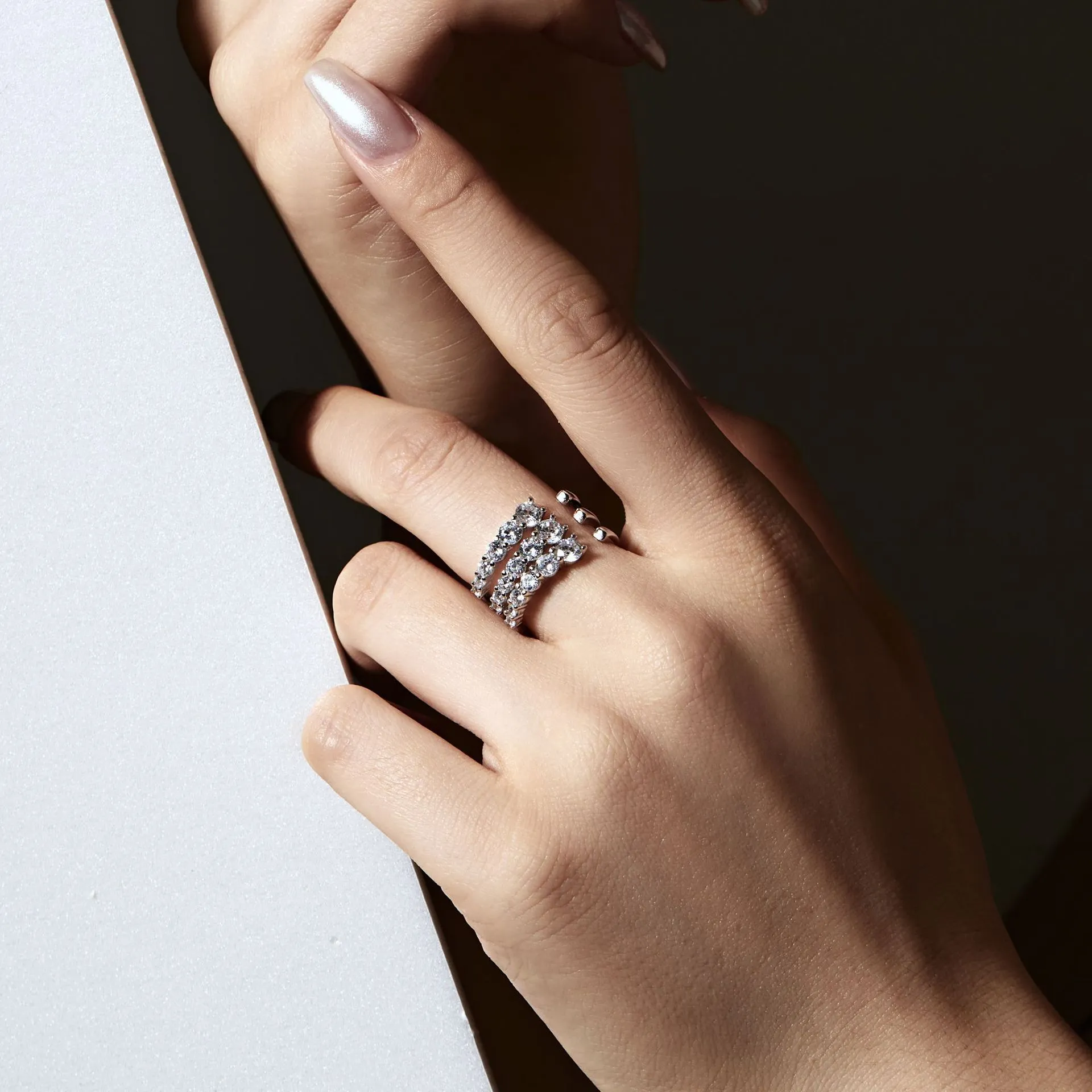 Luxury Rolling Zirconia Toe Ring 70400210 - image2