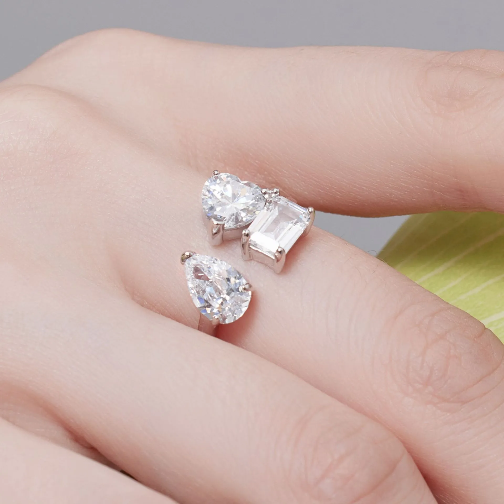 Irregular Heart Zirconia Open Ring 70400246 - image2