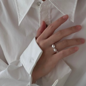 925 Sterling Silver Adjustable Minimalist Waterdrop Open Ring 70400263