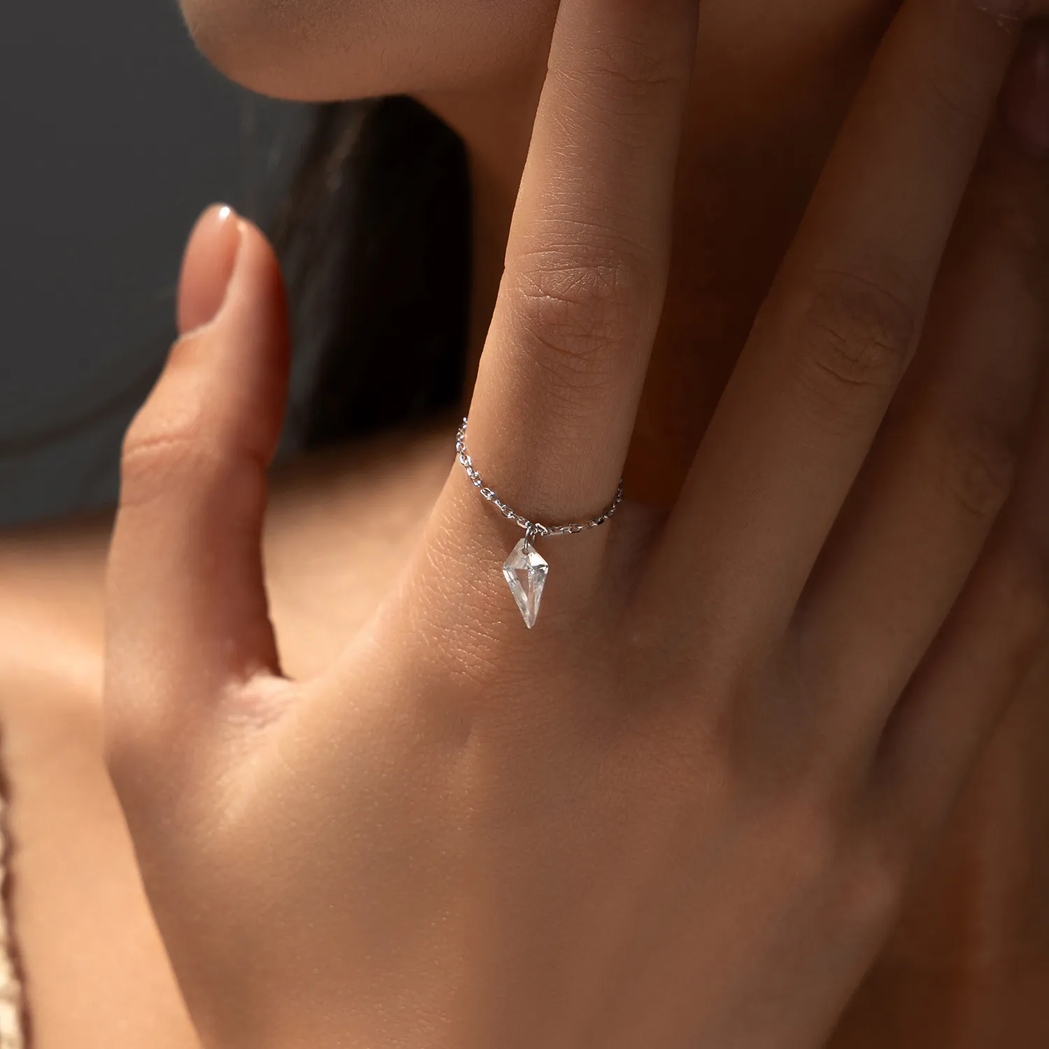S925 Unique Cone Crystal Chain Ring 70600003 - image1
