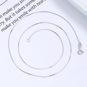 925 Sterling Silver 0.65mm 8-Sided Faceted Snake Chain 80100097