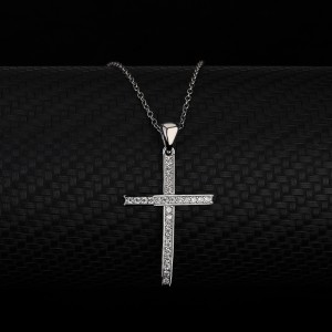 Cubic Zirconia Cross Pendant Necklace 80200019