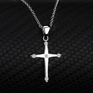 Cubic Zirconia Cross Pendant Necklace 80200040