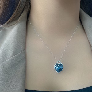 Austrian Crystals Love Heart Cubic Zirconia Key Necklace 80200101