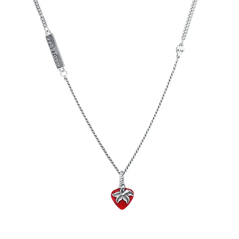 Vintage Strawberry Pendant Chain Necklaces 80200210