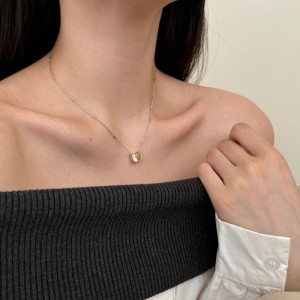 925 Sterling Silver 8A Rectangle Zirconia Necklace 80200229