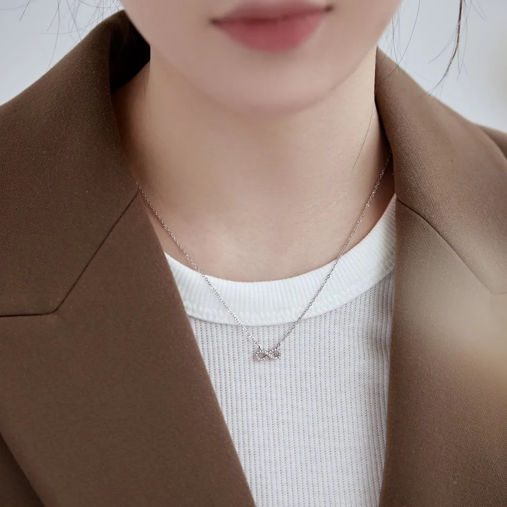 Classical Zirconia Infinity Pendant Necklace 80200248 - image2