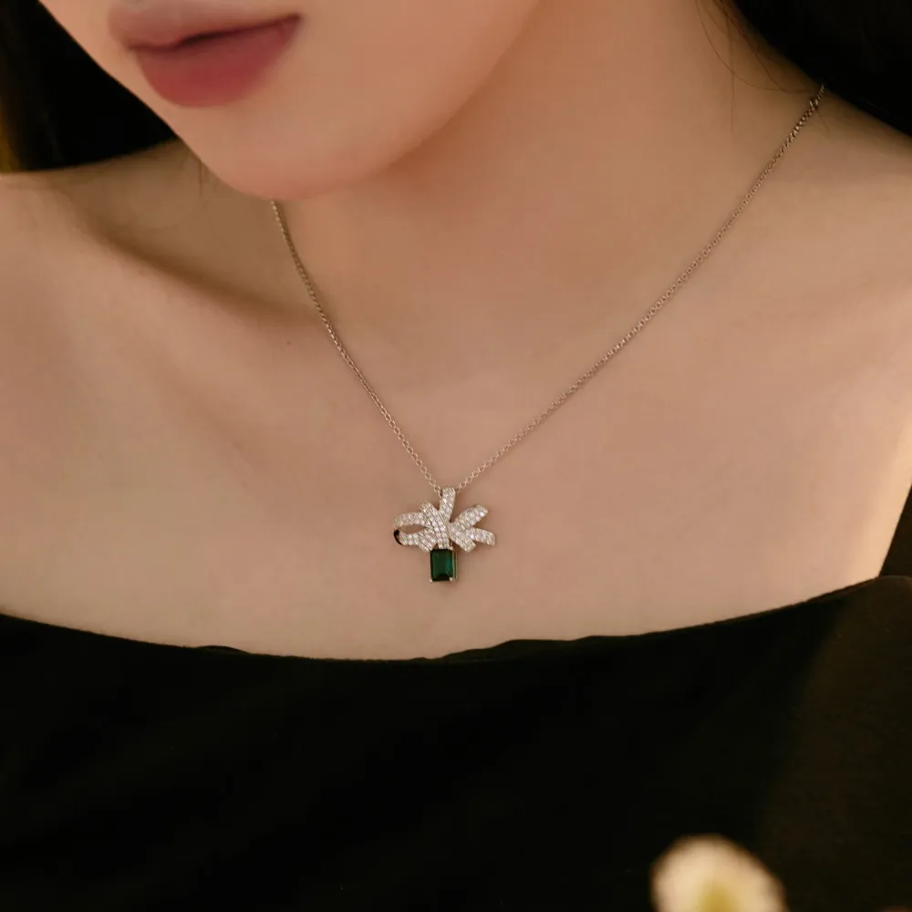 Luxury Emerald Zirconia Bow Party Necklace 80200273 - image1
