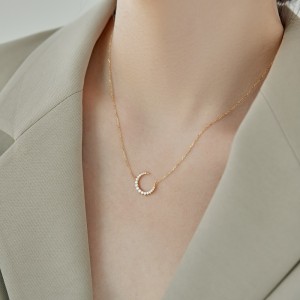 925 Sterling Silver Zirconia Moon Necklace 80200314