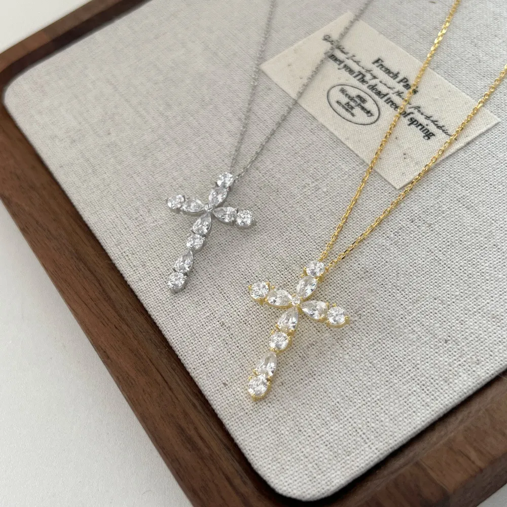 925 Sterling Silver Zirconia Cross Necklace 80200316 - image2