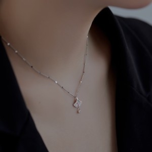 S925 Zirconia Ginkgo Pendant Necklace 80200317