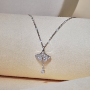 S925 Zirconia Ginkgo Pendant Necklace 80200317