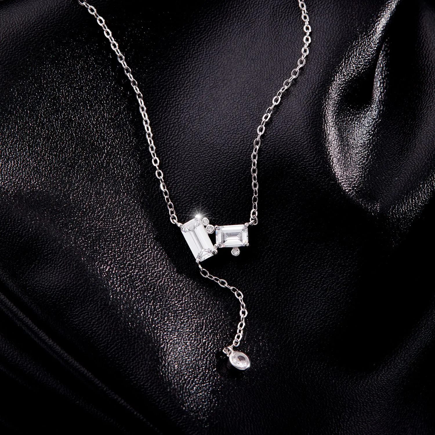 S925 Minimalist Zirconia Tassel Necklace 80200373 - image2
