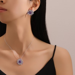 925 Sterling Silver Purple Daisy Floral Necklace 80200480
