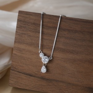 925 Sterling Silver Box Chain Pave Zircon Pendant Necklace 80200512