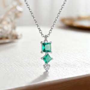 925 Sterling Silver Geometric Synthetic Emerald Necklace 80200519