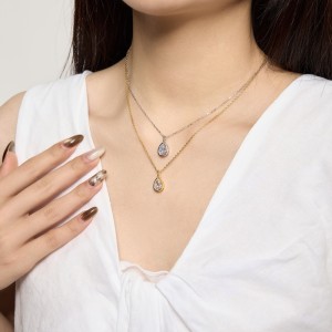 Wholesale 925 Sterling Silver Bezel-Set Pear Pendant Necklace 80200554