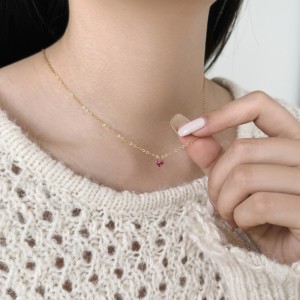 Wholesale 925 Sterling Silver Geometric Magenta Heart Necklace 80200562