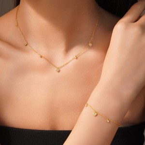 925 Sterling Silver Pave Heart Charm Necklace 80300017 925 Sterling Silver Pave Heart Charm Necklace 80300017