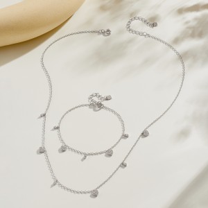 925 Sterling Silver Pave Heart Charm Necklace 80300017 925 Sterling Silver Pave Heart Charm Necklace 80300017