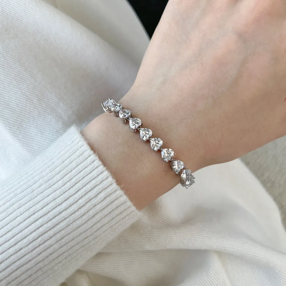 Sparkle Love Heart Zirconia Chain Bracelet 100100101 - image1