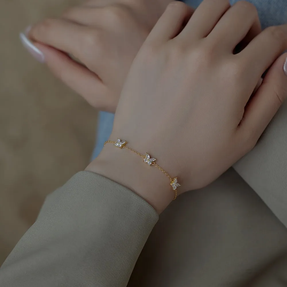 Butterfly Zirconia Chain Bracelet 100100130 - image1