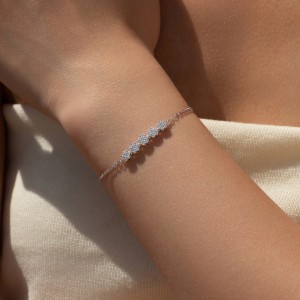 925 Sterling Silver Zirconia Flowers Bracelet 100100155