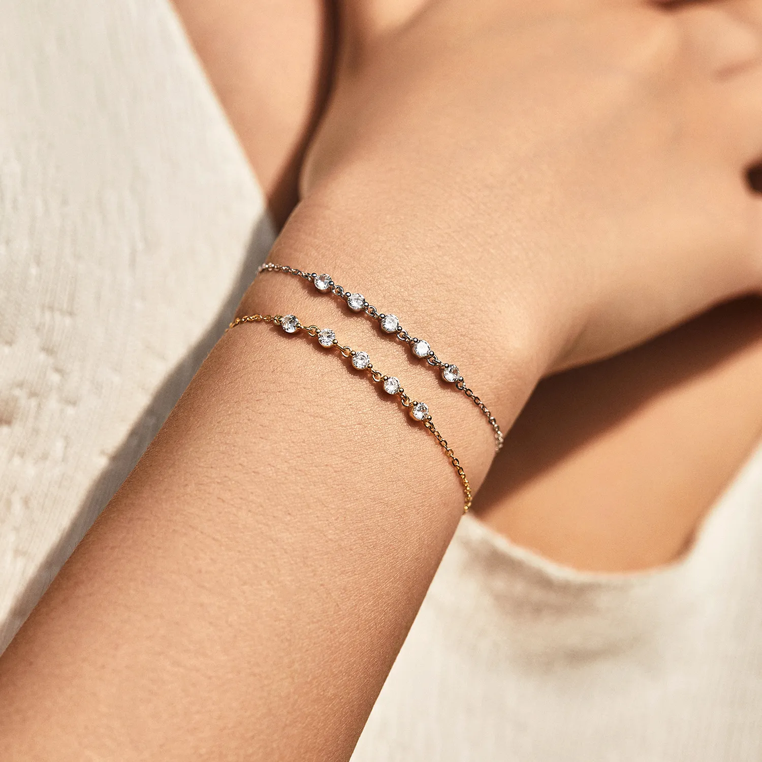 925 Sterling Silver Minimalist Zircon Bracelet 100100205 - image1