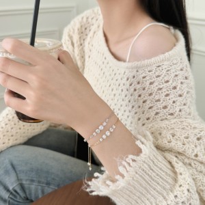 925 Sterling Silver Floating Zircon Station Bracelet 100100255